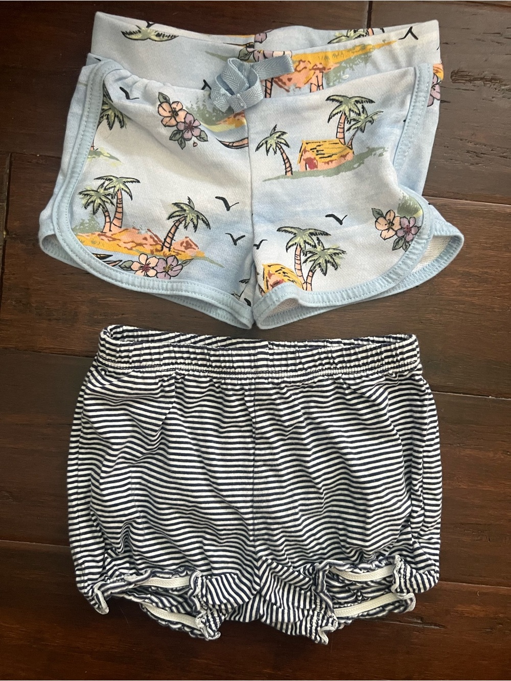 Garanimals Tropical Print & Carter black/white Toddler Shorts